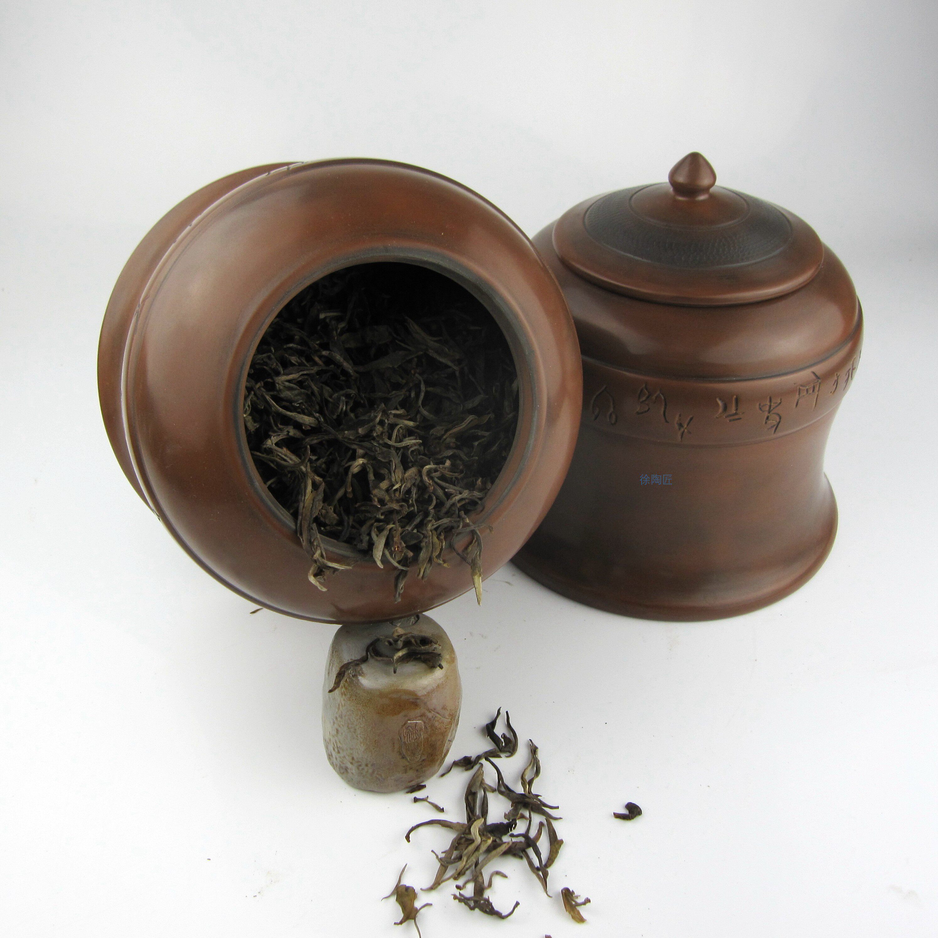 云南建水紫陶茶罐茶叶罐特价普洱茶透气陶罐手工醒茶具自用小茶罐