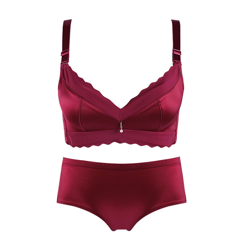 新客新品胸罩 小胸厚款厚模杯聚拢文胸 一片式无痕红色内衣女套装