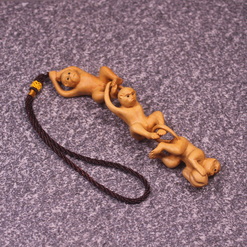 金猴杨木整木环环相扣雕刻手工献桃黄杨木挂饰创意木雕