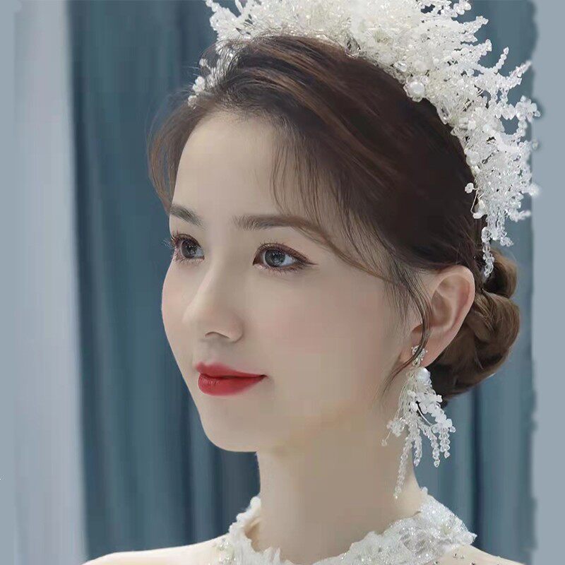 皇冠头饰新娘2021新款结婚婚纱森系发饰超仙王冠头冠头纱白纱婚礼