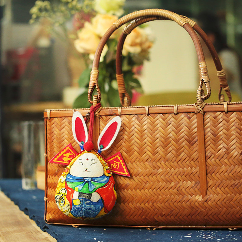 王的手创 兔儿爷香囊手工刺绣中国风礼物老北京原创车挂 兔爷摆件