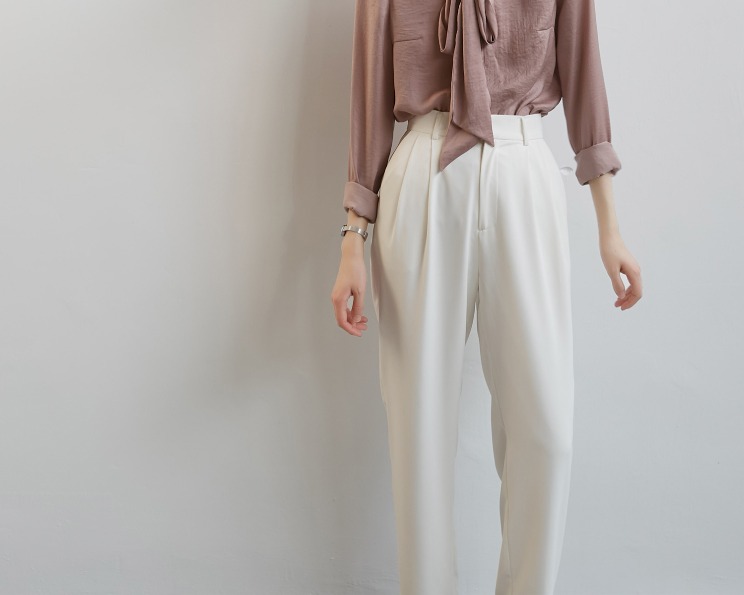 SS STUDIO早秋不透垂感白色西装裤九分裤 通勤高腰小脚裤休闲裤女