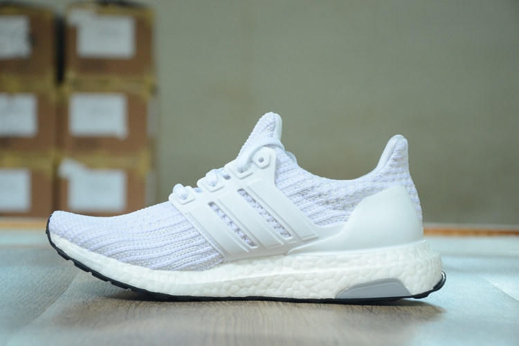 adidas ultraboost ub纯白男女运动跑步鞋小白鞋bb6168 bb6308