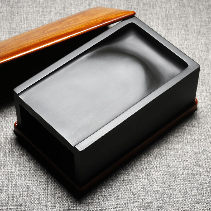 精品歙砚黑龙龙尾砚台抄手天然原石加厚加重砚台