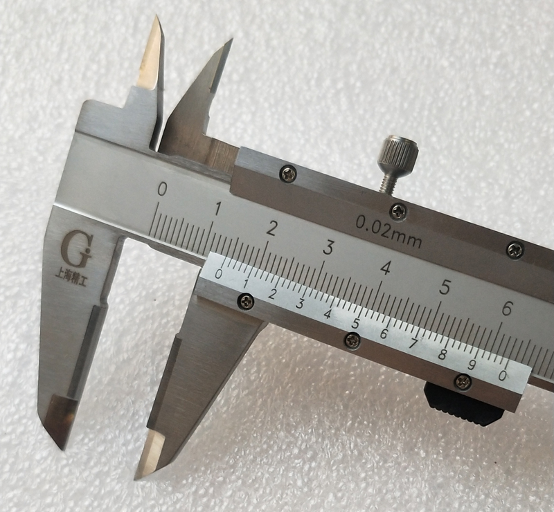 划线精工游标卡尺0-150-200mm0.02耐用合金钨钢油标卡尺游标卡尺