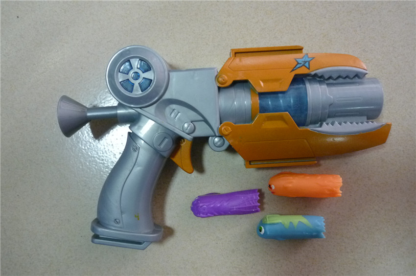 投影玩具slugterra24款斯拉格精灵16种声光伊莱发射器其他玩具枪