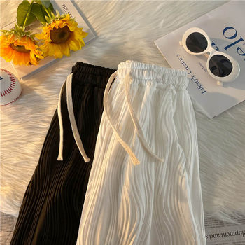 Summer thin striped ice silk shorts men's casual ins trendy brand Japanese handsome Hong Kong style versatile trendy pants ຫ້າຈຸດ