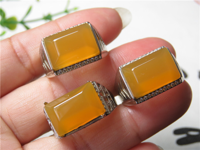 天然玉石缅料黄龙玉冰黄马鞍戒指男款手饰925银镶嵌活扣收藏证书