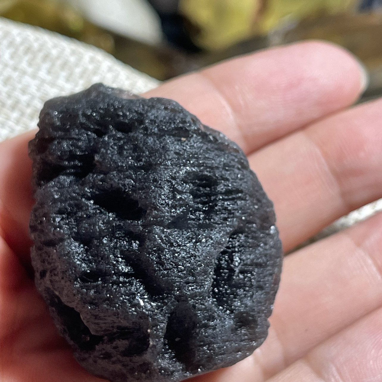 陨石天然原石天狼奇石印尼产地摆件教学标本奇石