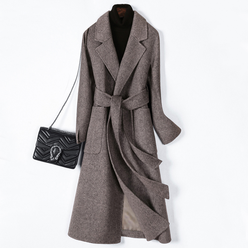 大码女装赫本风中长款呢子大衣2021新款胖妹妹韩版人字纹毛呢外套