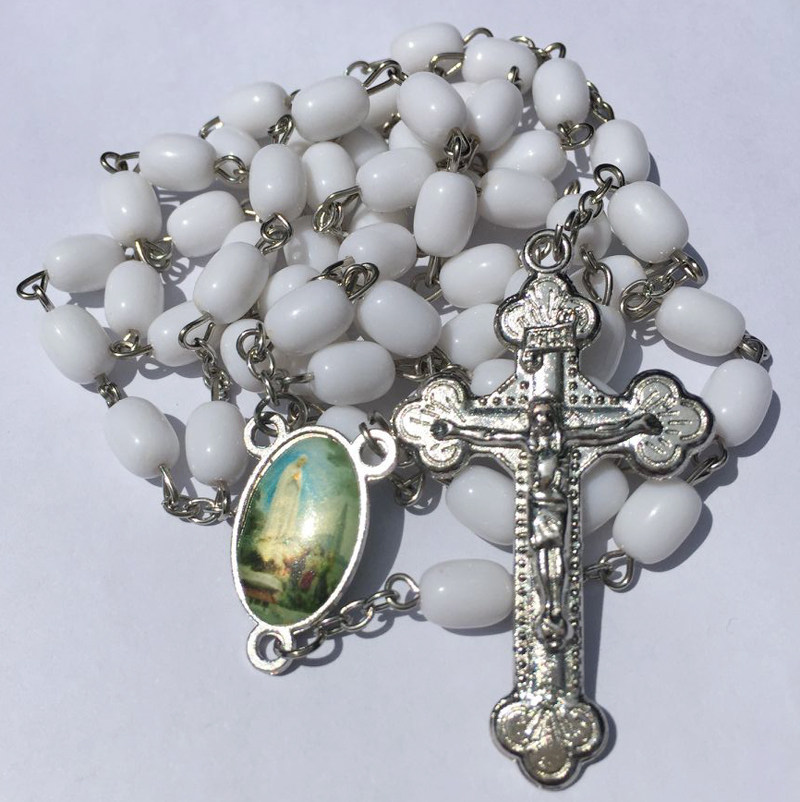 热销耶稣基督宗教十字架天主教念珠项链白色塑料米珠项链