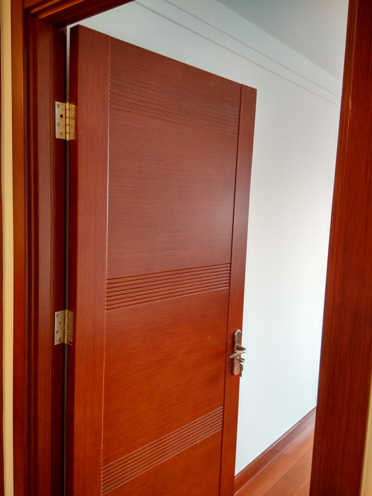 厂家直销定制拼装实木贴皮复合烤漆套装木门卧室门