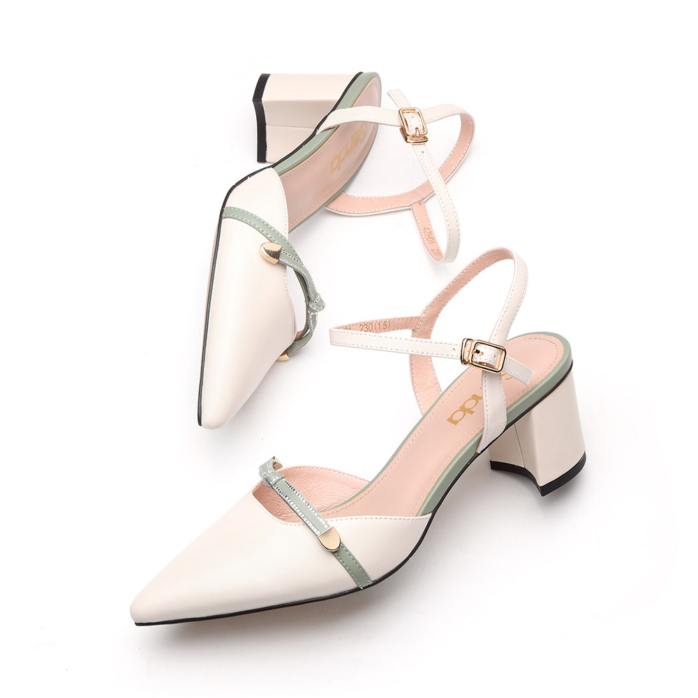 森达2020夏季新款专柜同款尖头一字带扣中跟时装凉鞋