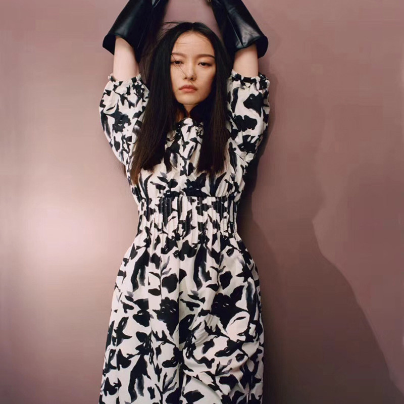 真元倪妮连衣裙显瘦收腰长款碎花同款连衣裙