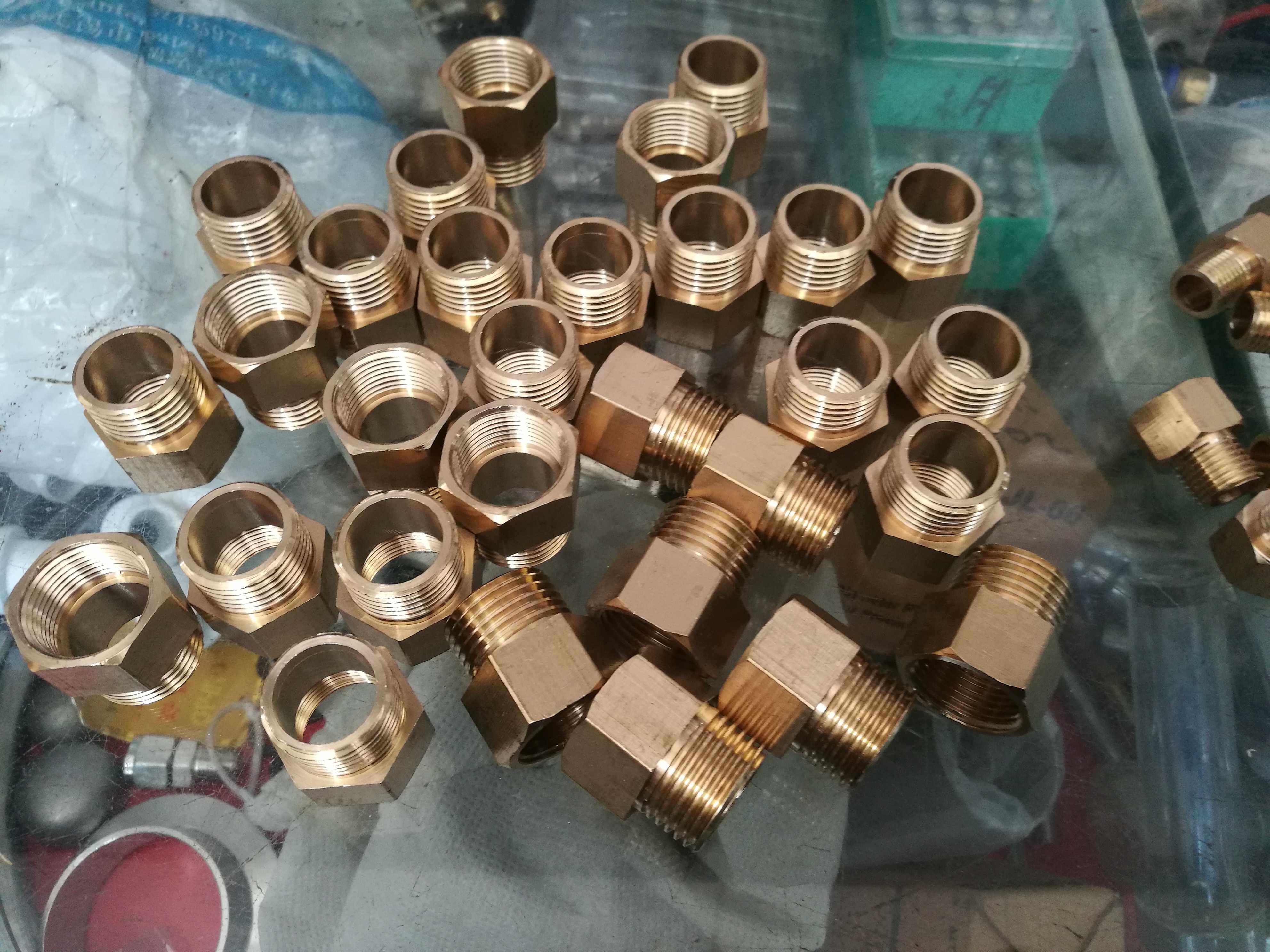 压力表4分补芯变径2分y60y100压力表