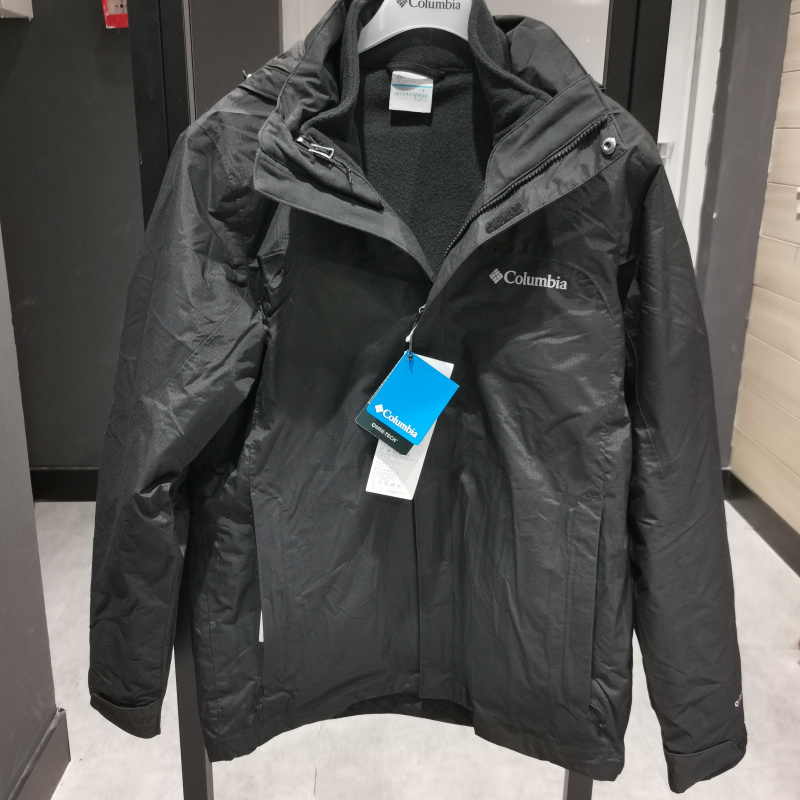 2021年秋冬Columbia哥伦比亚防水男士抓绒保暖三合一冲锋衣WE7211