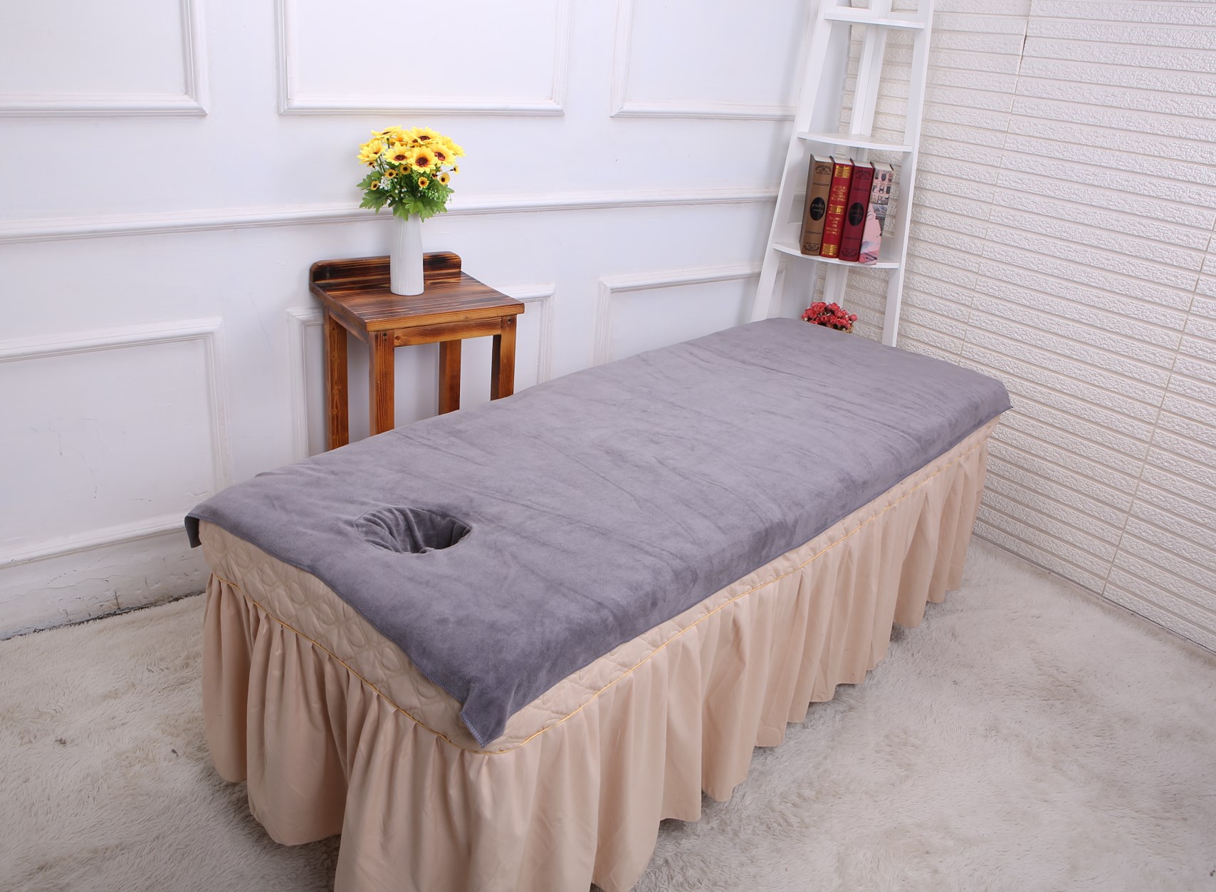 美容院铺床浴巾开洞带洞大毛巾比纯棉柔软吸水按摩床理疗床单批发