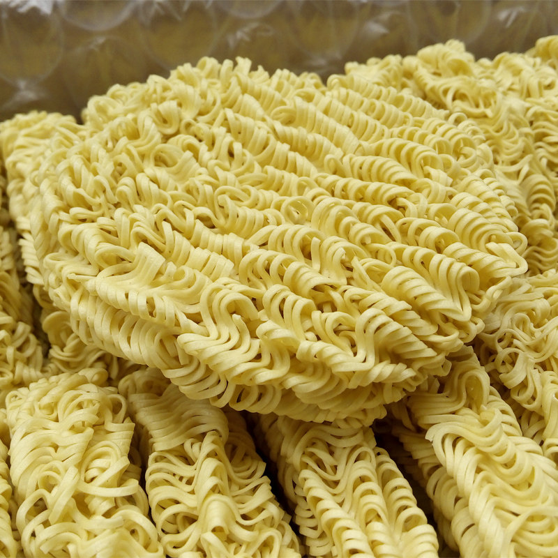 火锅面 麻辣烫面饼 非油炸方便面 碗面 冒菜花甲火锅面条整箱60片