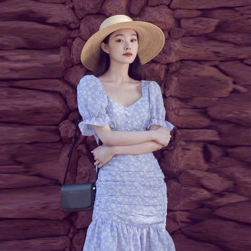 宋轶明星同款碎花连衣裙女夏甜美小清新法式赫本连衣裙