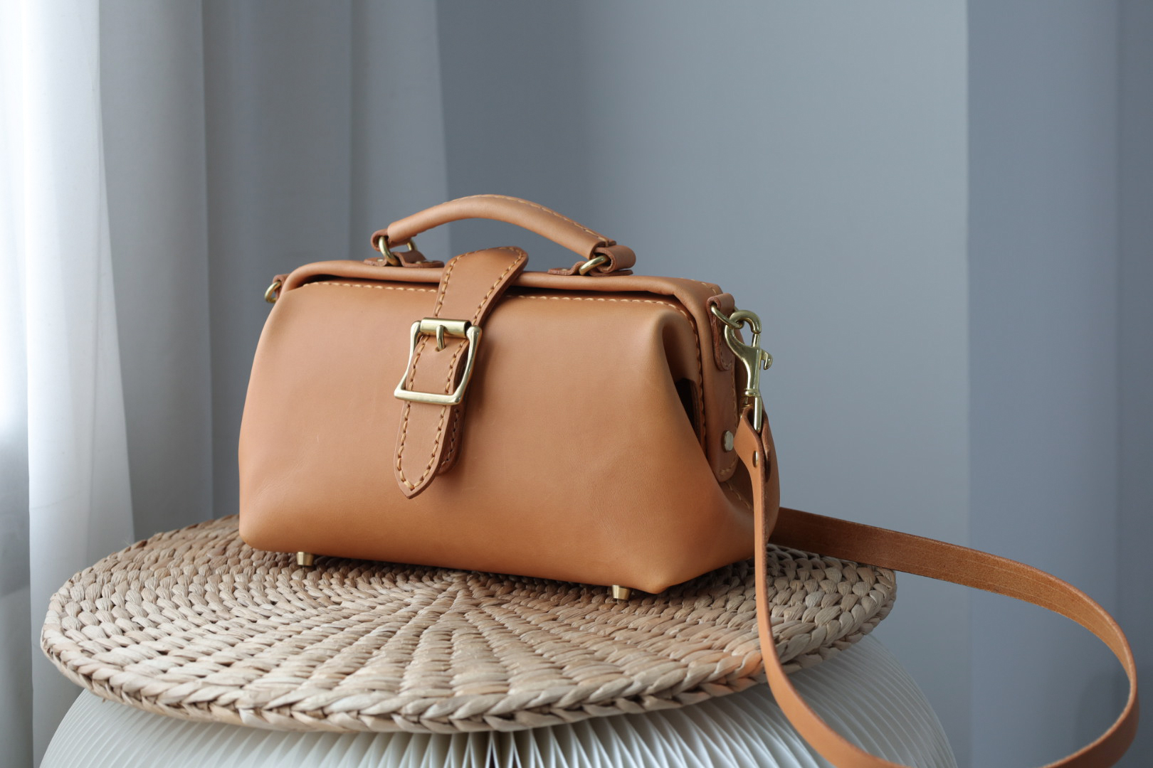 切線派tangentlinear手提医生包口金包真皮真皮斜挎包横款通用款女包