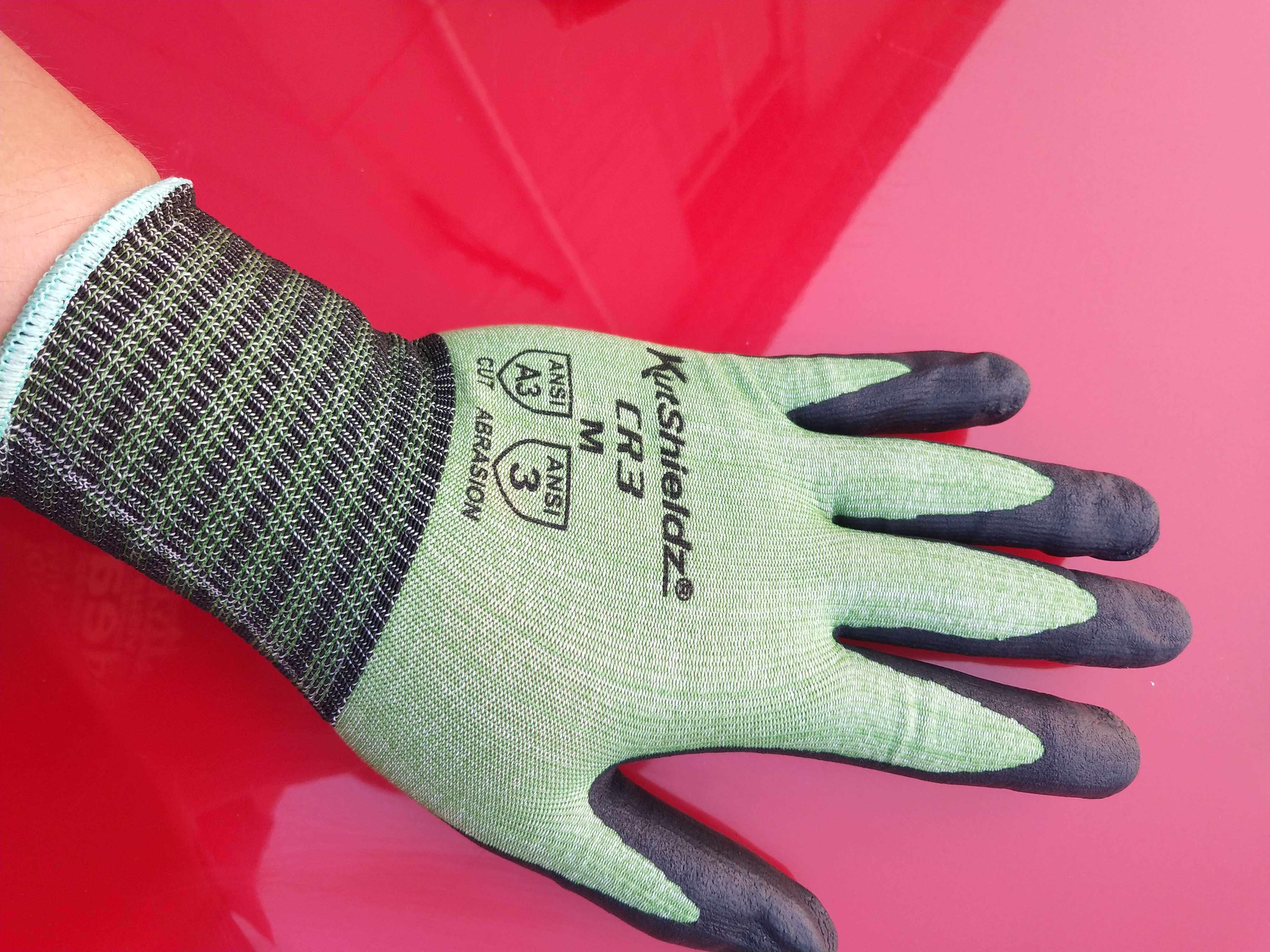 手套6双包邮超细发泡防割触屏触屏手劳保工作防护手套