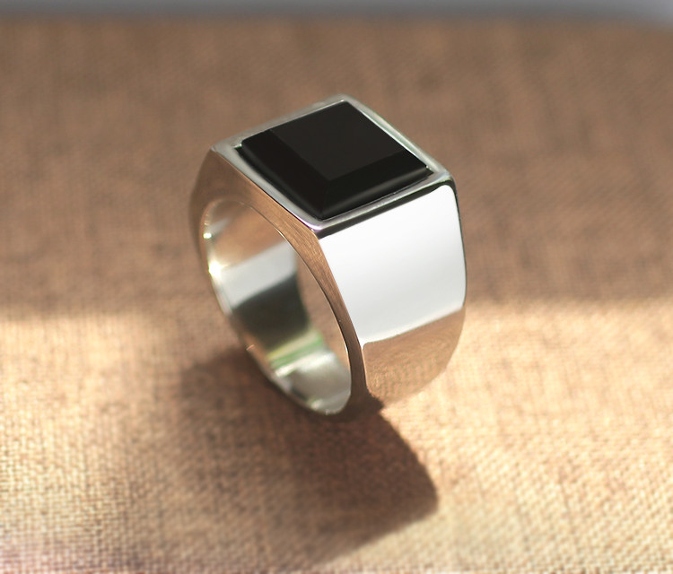 不掉食指礼品指环方形韩版掉色黑宝石男生戒指戒指