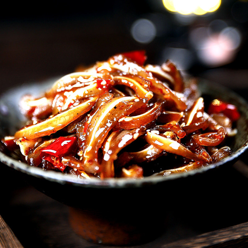 香辣猪耳私房菜现耳叶肥肉很多脆骨又脆又香卤肉类