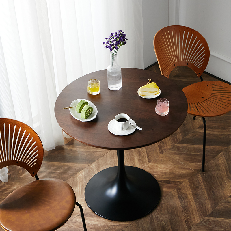 霍客森北欧洽谈桌圆桌郁金香胡桃木面餐桌椅组合设计师咖啡厅桌子