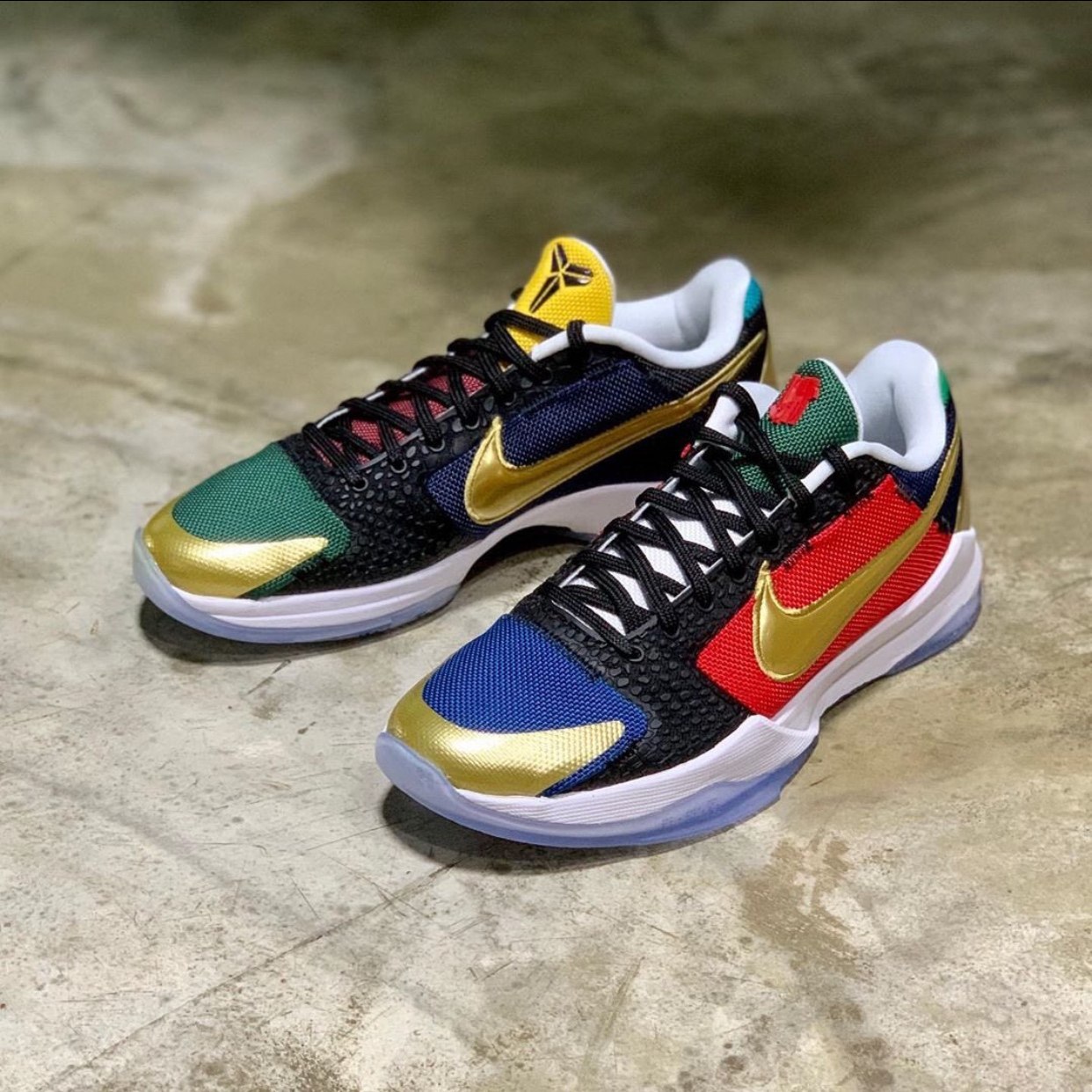 nikekobewhatifpack科比联名套装减震高帮篮球鞋