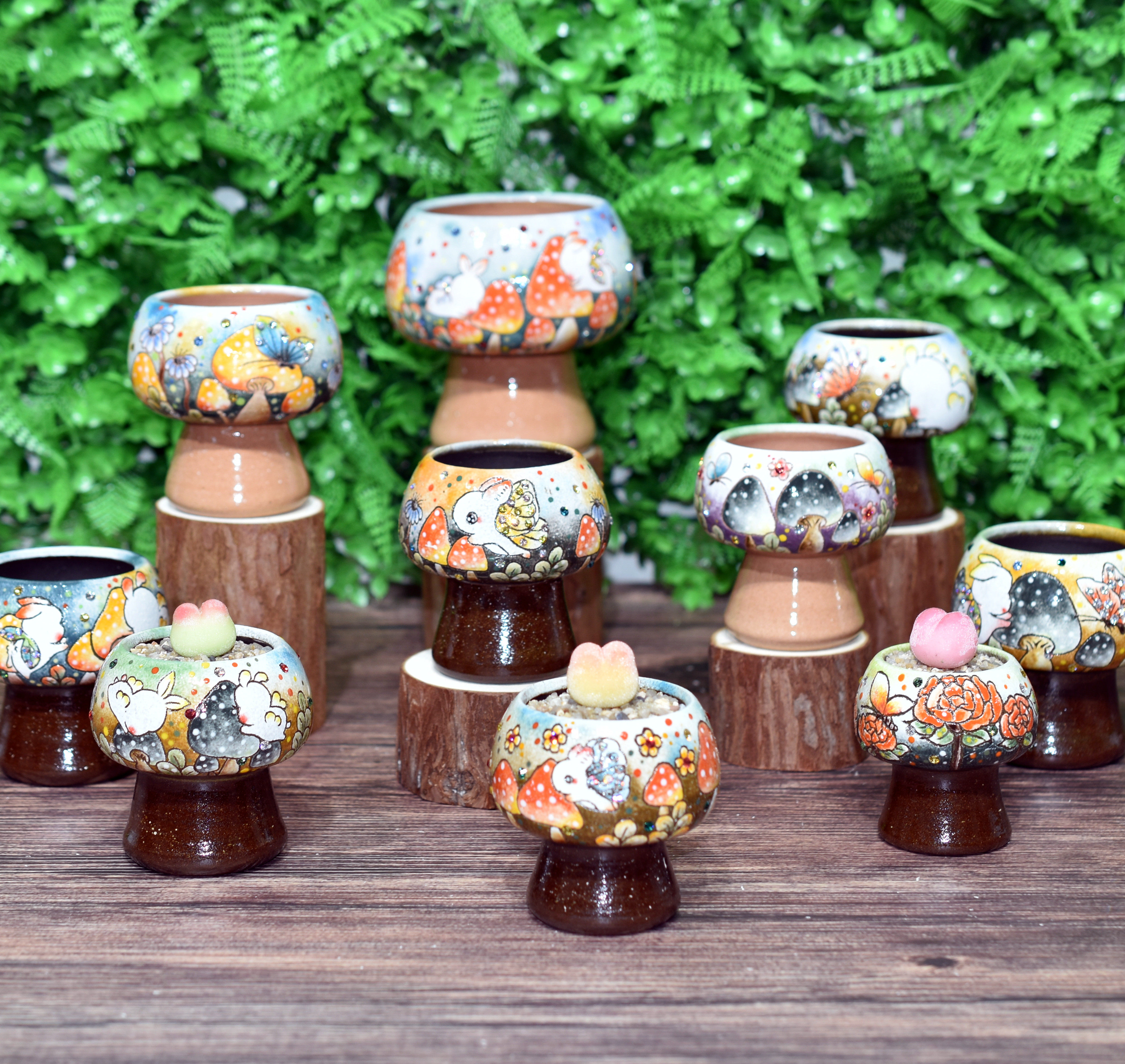 姚姚陶艺精品材质蘑菇型镶钻飞兔画面多肉花盆花盆