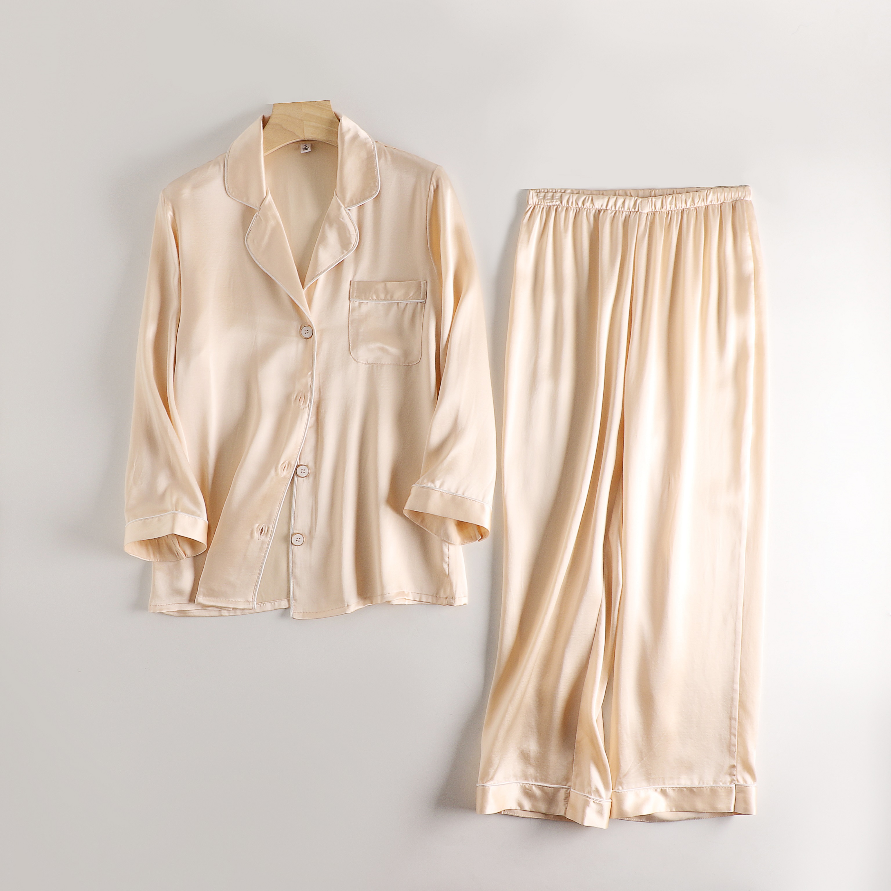 100桑蚕蚕丝真丝居家睡衣套装长袖长裤礼盒睡衣