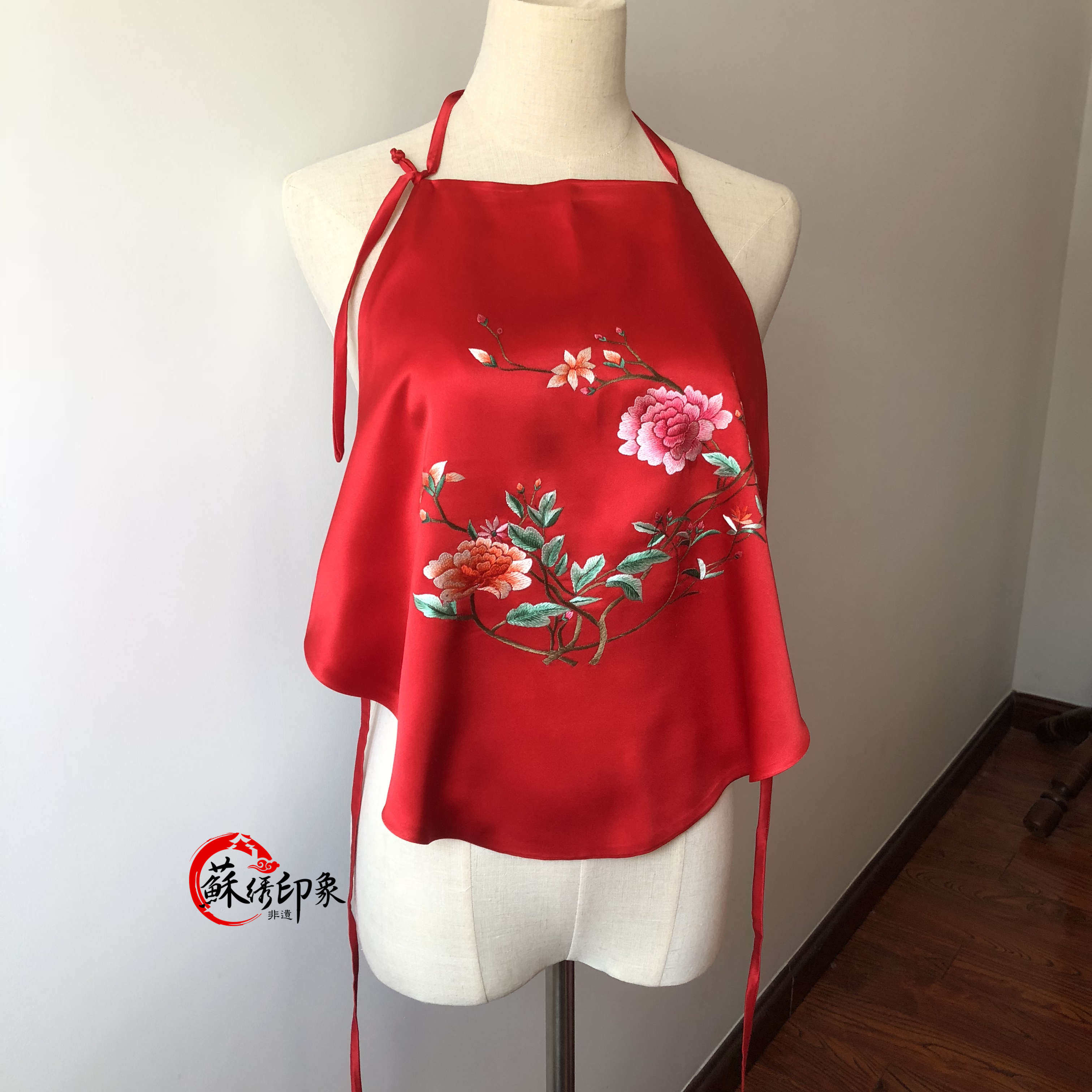 手工刺绣真丝桑蚕蚕丝苏绣绣花肚兜女士贴身肚兜