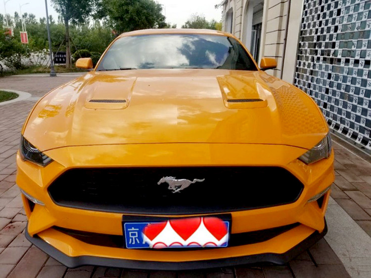 适用新款福特野马新交规改装前牌照板转换架底座专用后车牌框美规