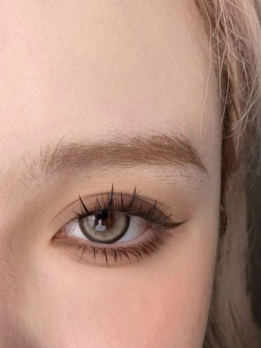 高级自带带去肿感烟熏裸棕眼outofoffice液体眼影哑光眼影