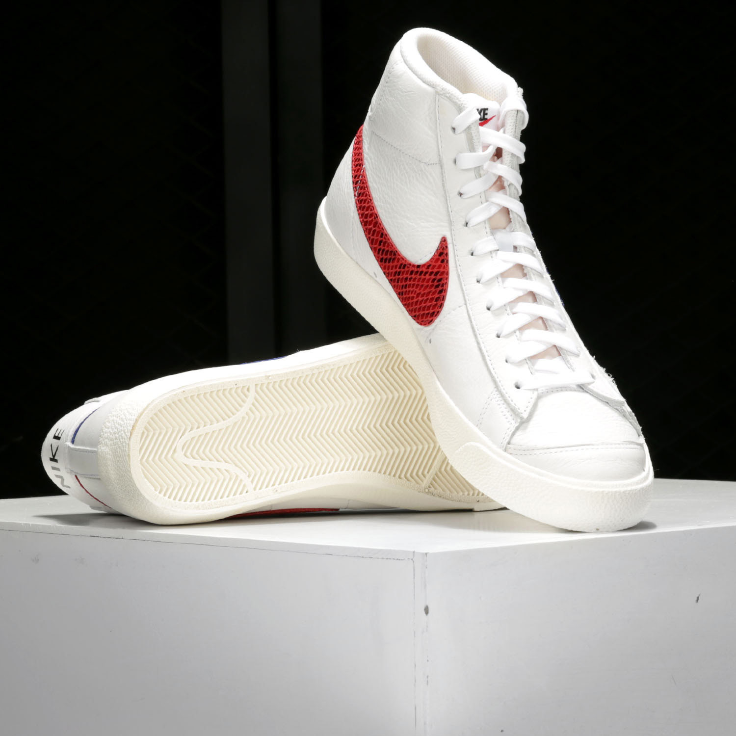 nike耐克正品男子高帮blazermid开拓者复古鸳鸯板鞋