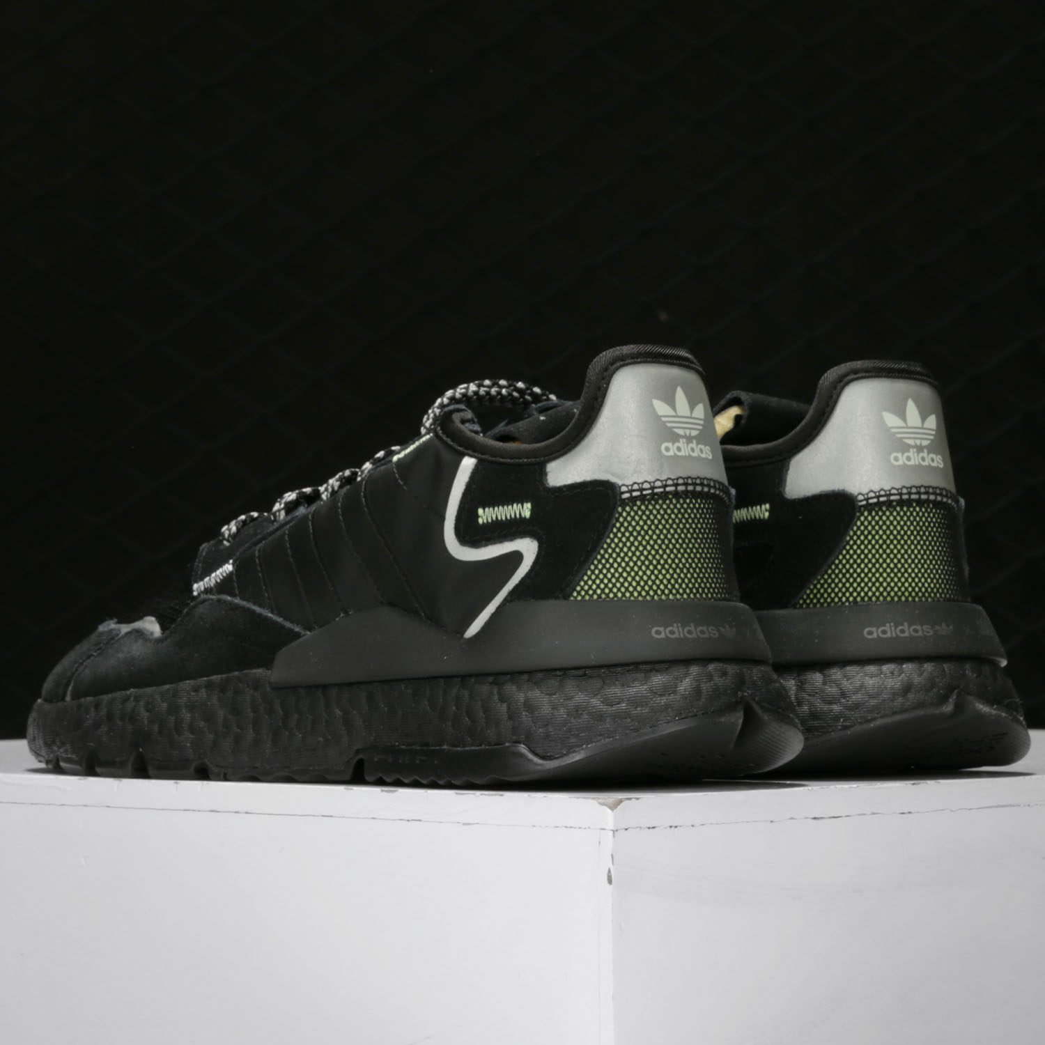 adidas阿迪达斯正品三叶草nitejogger男女经典运动鞋ee5884运动休闲鞋