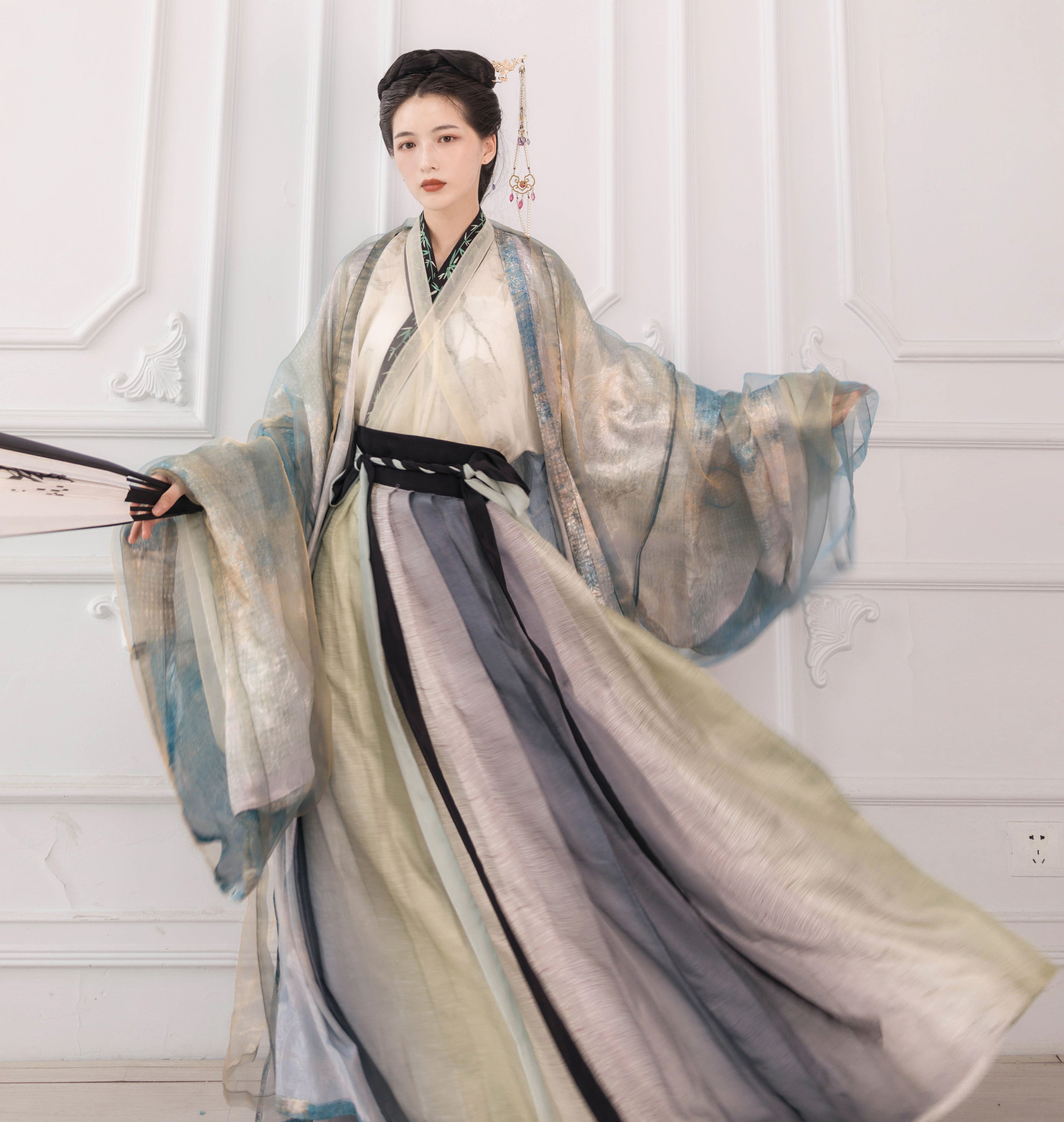 现货宴山原创宋制汉日常男女通款大袖双层交领汉服定制