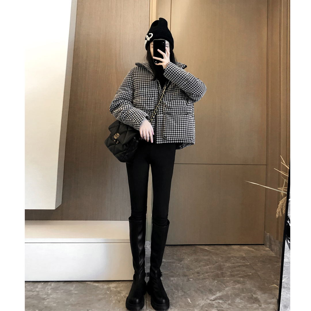 千鸟格羽绒服女短款2021年新款小众设计感小个子立领加厚鸭绒外套