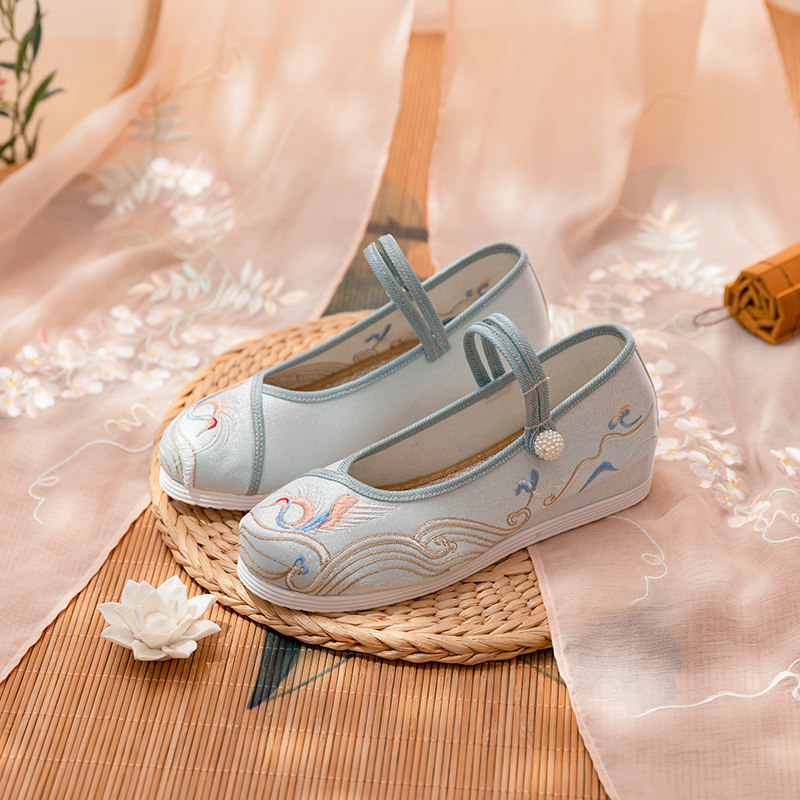 宋制汉服鞋冬季加绒内增高女古风布鞋圆头绣花鞋平底汉元素茶艺鞋