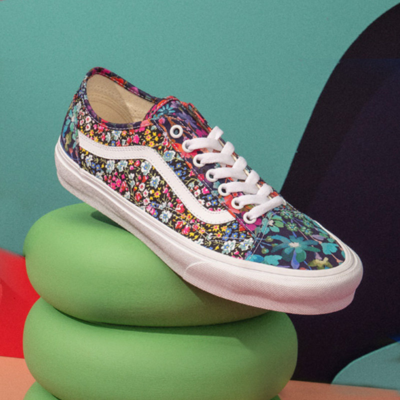 vans范斯黑底花卉低帮帆布鞋