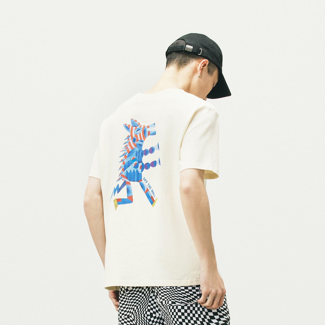 vans范斯官方白色背面卡通图案男女情侣短袖运动t恤