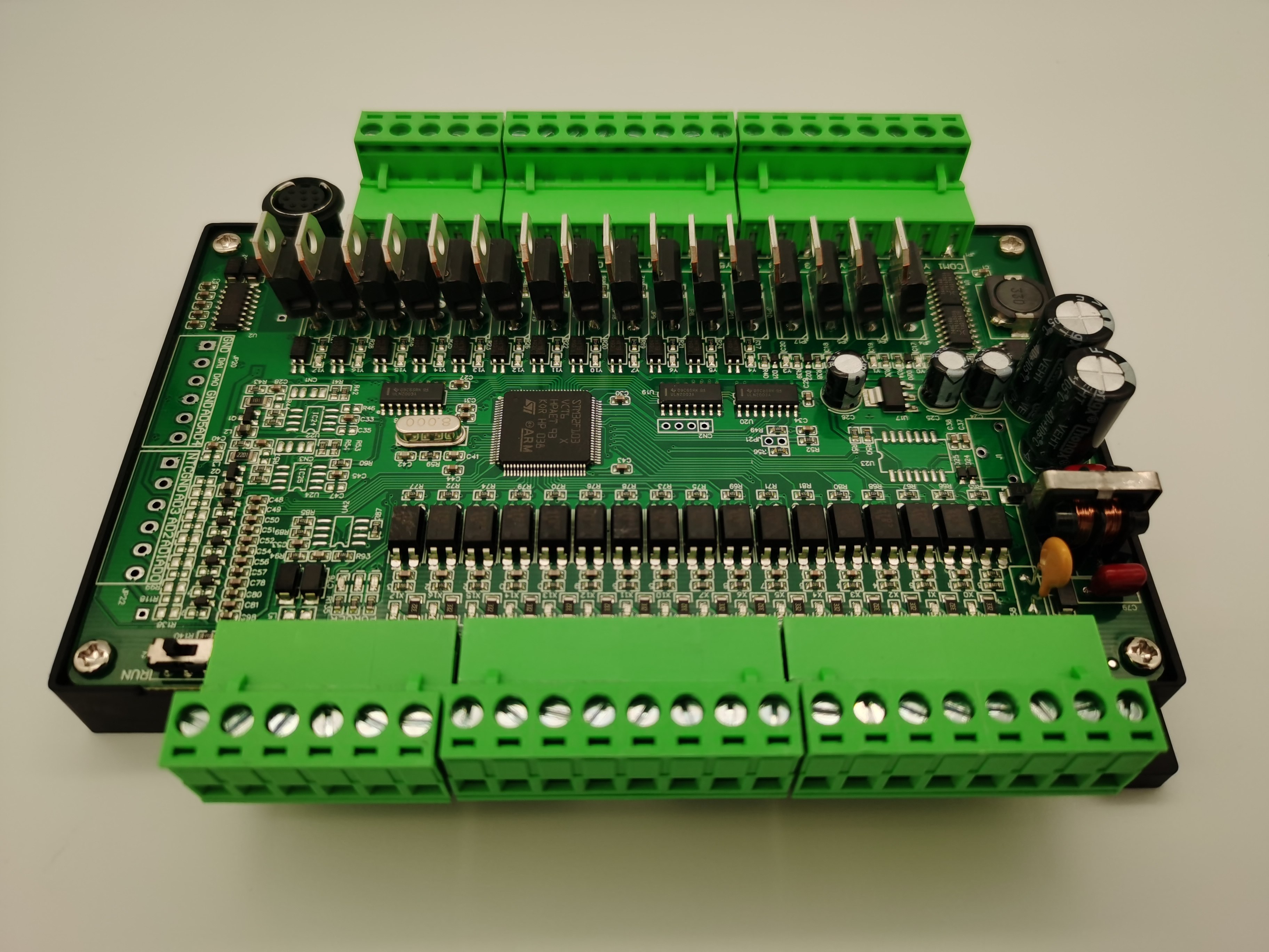 国产plc工控可编程控制器兼容2n1n32mtpcb电路板