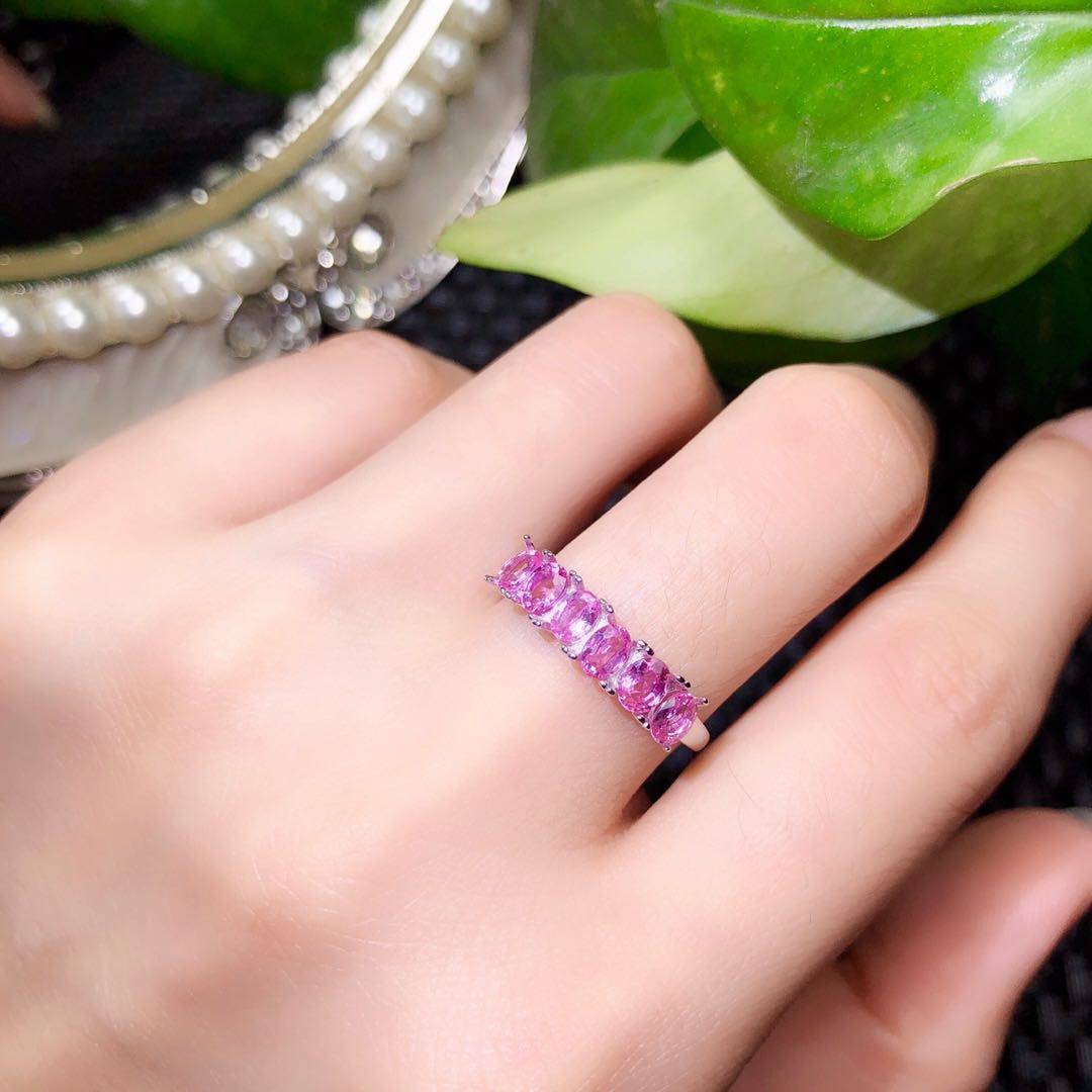 蓝宝天然戒指镶嵌排戒主石4mm优雅精致戒指