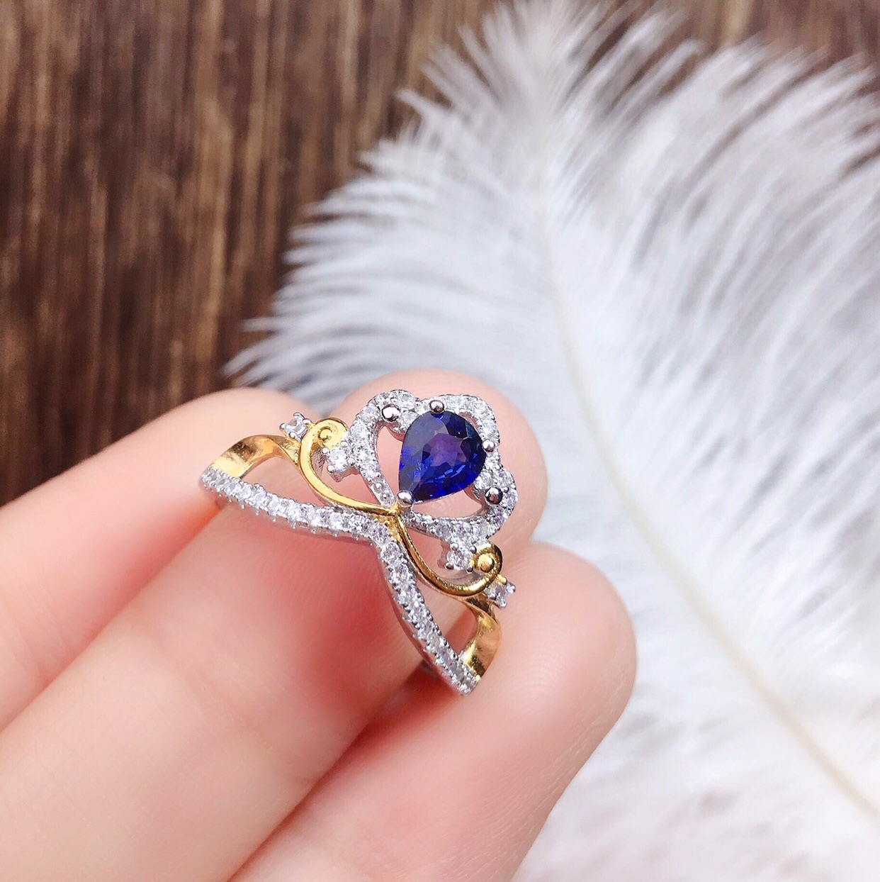 s925银镶天然蓝宝石戒指双色工艺精工镶嵌主石手饰