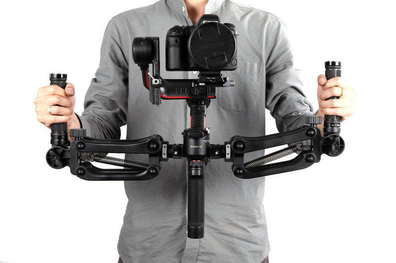 大疆如影scrsc2rs2智云三轴稳定器肩带安全云台手柄