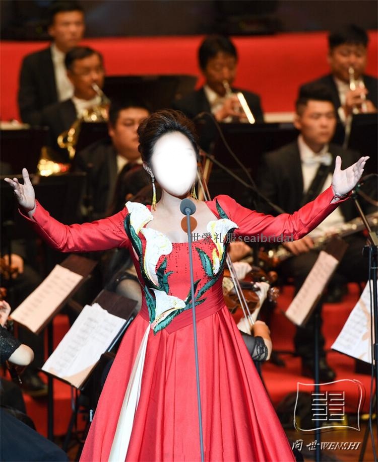 大红红色演出礼服蓬蓬绸缎面大裙摆民歌独唱礼服