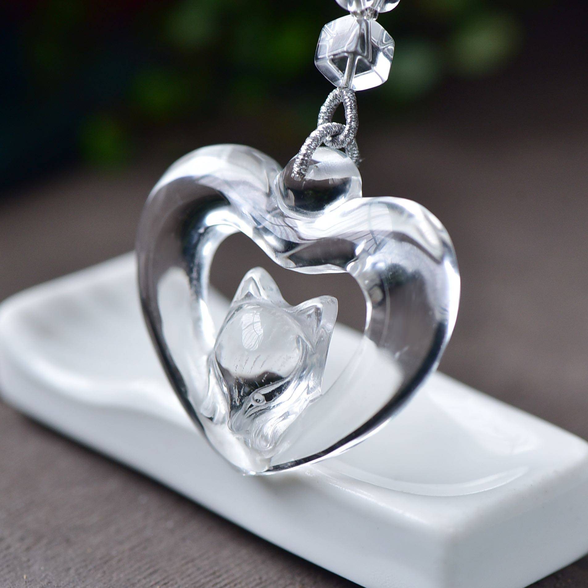 新款天然白水晶爱心萌狐狸吊坠项链水晶时尚饰品情人节礼物情侣