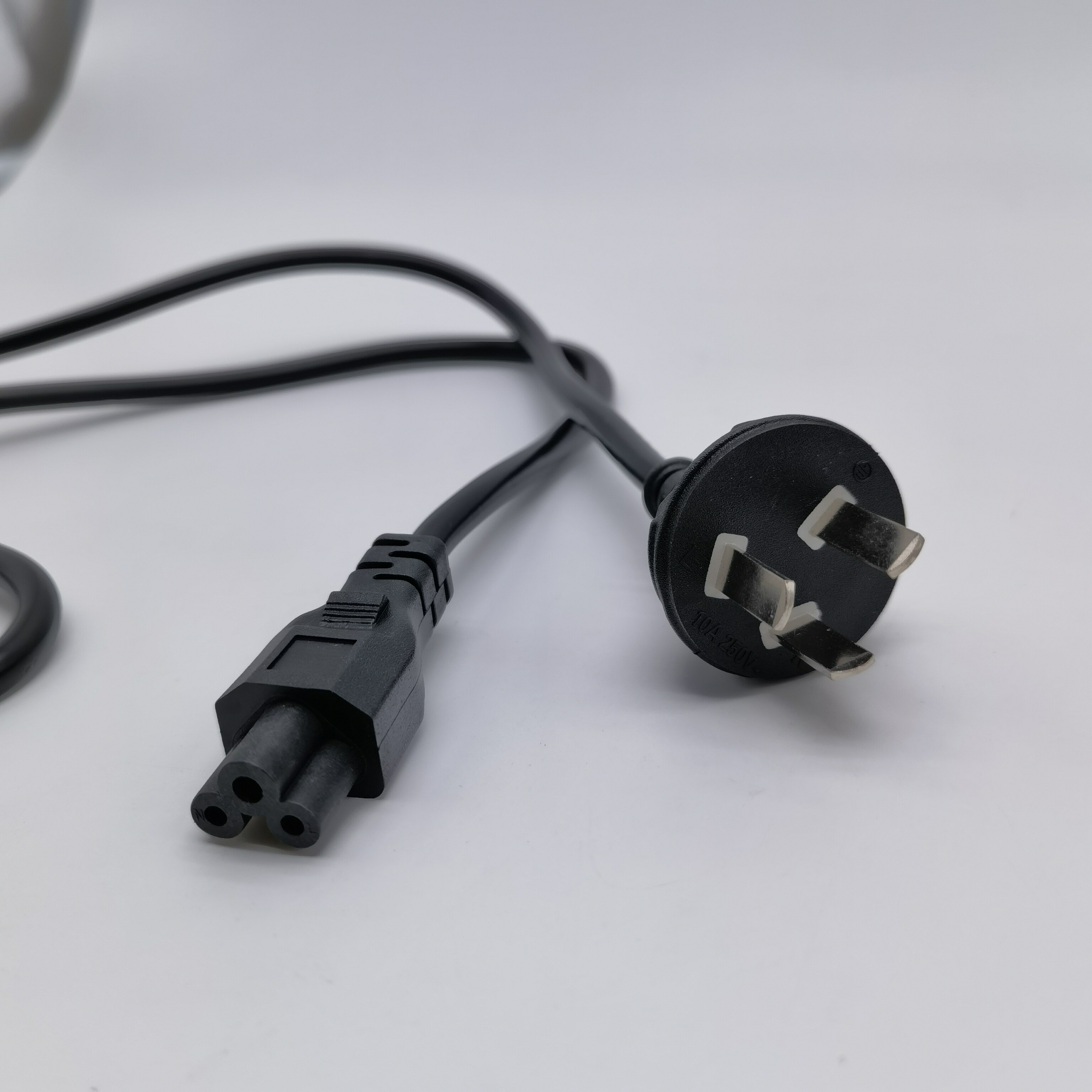 笔记本电源线联想华硕惠普戴尔宏基电脑适配器梅花连接线