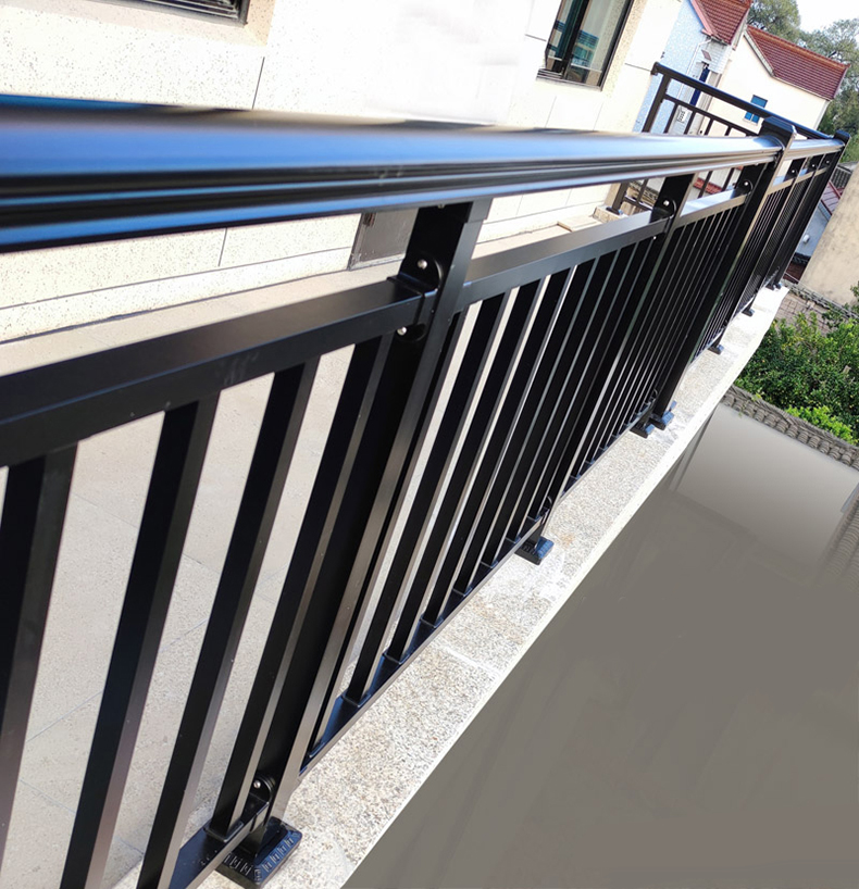 阳台镀锌护栏白色烤漆露台栏杆平台扶手成都护栏