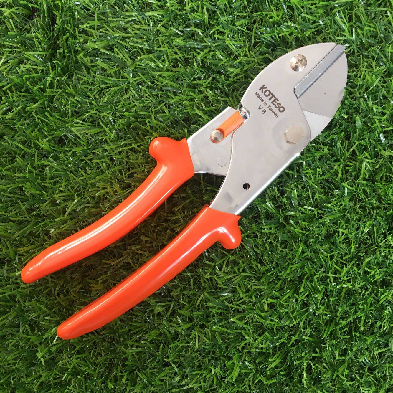 台湾原装进口开拓者v8修枝koteso手剪园艺剪刀粗枝园艺剪